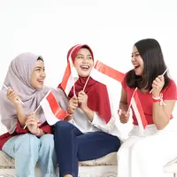 Bagikan Cintamu pada Indonesia/copyright shutterstock