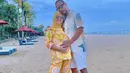 Seperti sang kakak, Aisyahrani juga memiliki paras yang cantik banget. Apalagi di kehamilan keduanya ini, aura cantiknya terlihat semakin terpancar. (FOTO: instagram.com/syh55)