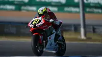 Air Mata M. Adenanta Putra Kehilangan Gelar Juara SS600 ARRC 2025 Saat Balapan Tersisa 5 Tikungan Terakhir! Nyesek Banget