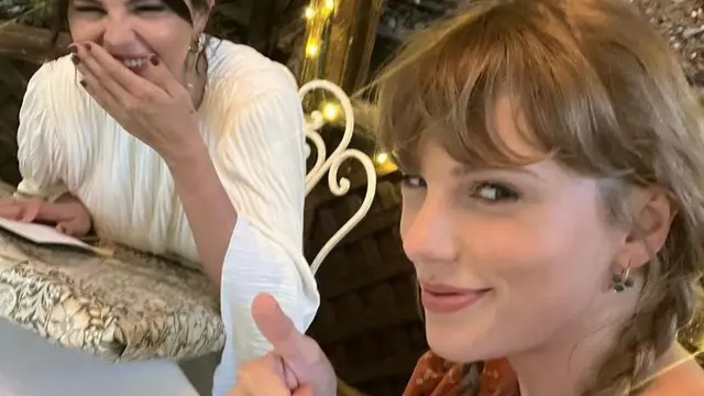 Gaya Selena Gomez Rayakan Ulang Tahun Bareng Taylor Swift, Duo Bestie Kompak Pakai Dress