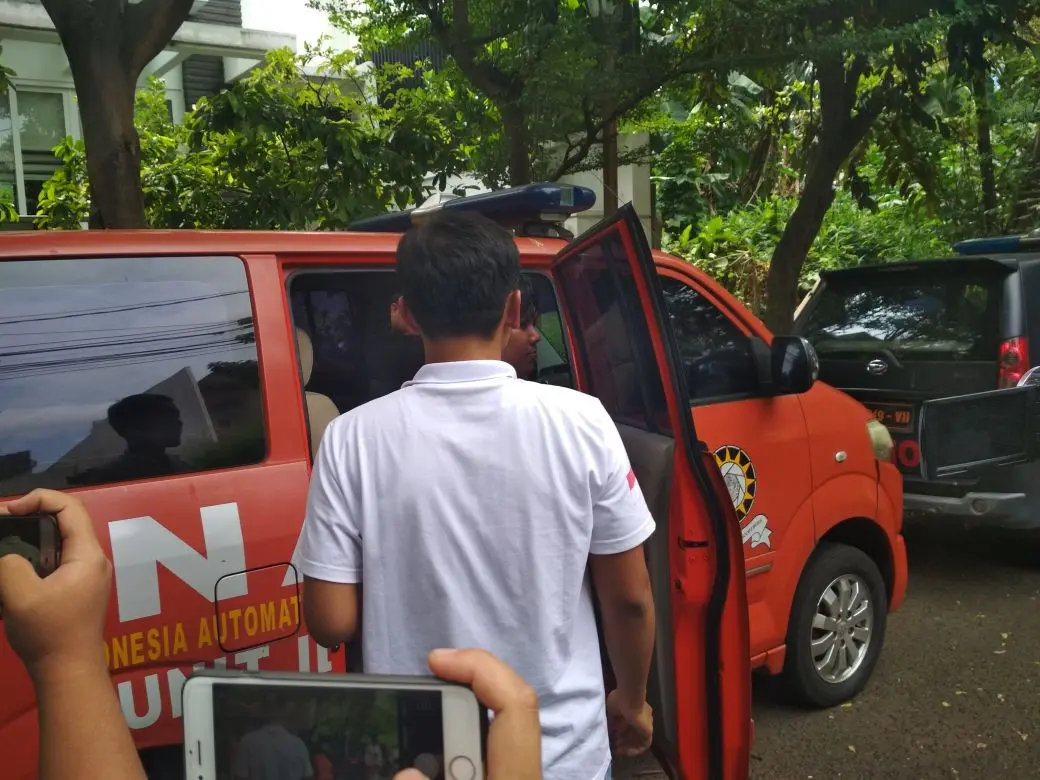 Kediaman Harmoko di Jalan Taman Patra XII, Kuningan, Setiabudi, Jakarta Selatan dikabarkan dibobol maling (Liputan6.com/Nafiz)