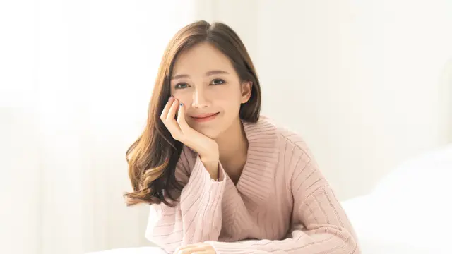 Tips Makeup Anti Luntur Saat Pakai Masker, Cantik Seharian Itu Nggak Susah Kok!