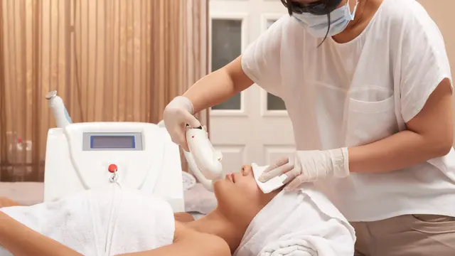 Perawatan Laser di Klinik Kecantikan: Panduan Lengkap Sebelum Memulai Treatment