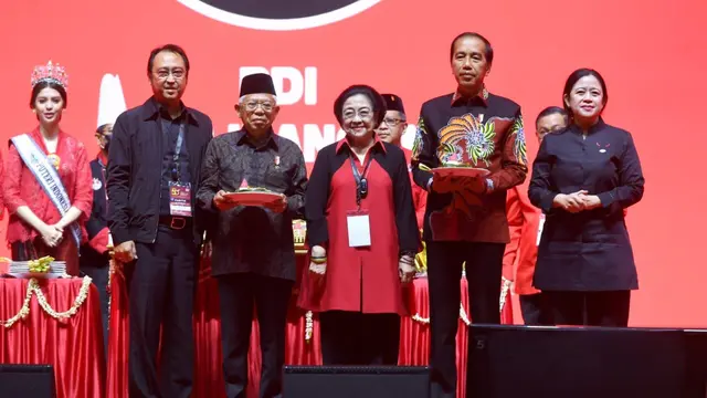 Jokowi Kenakan Batik Madura Jadi Sorotan Saat Makan Bareng Wartawan
