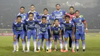 Tim Persib Bandung saat mengikuti laga semifinal di Stadion Si Jalak Harupat, Bandung. (30/3/2016). (Bola.com/Nicklas Hanoatubun)