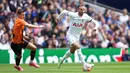 Tottenham Hotspur menghadapi Shakhtar Donetsk pada laga uji coba di Tottenham Hotspur Stadium. Harry Kane membuka keunggulan tuan rumah ketika laga baru berjalan 38 menit. (Yui Mok/PA via AP)