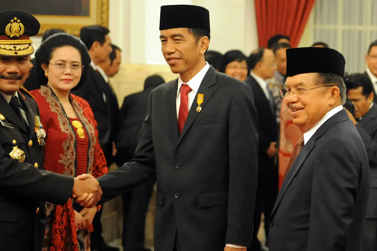 Jokowi lantik Badrodin Haiti