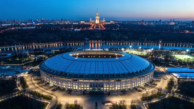 Luzhniki Stadium, Stadion Pembukaan dan Final Piala Dunia