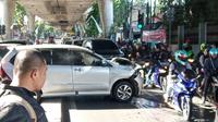 Tabrakan beruntun di Jalan Antasari, Jakarta Selatan. (Sumber: Twitter @TMCPoldaMetro)
