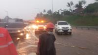 Tol Pondok Aren-Serpong banjir. (Foto: Istimewa)