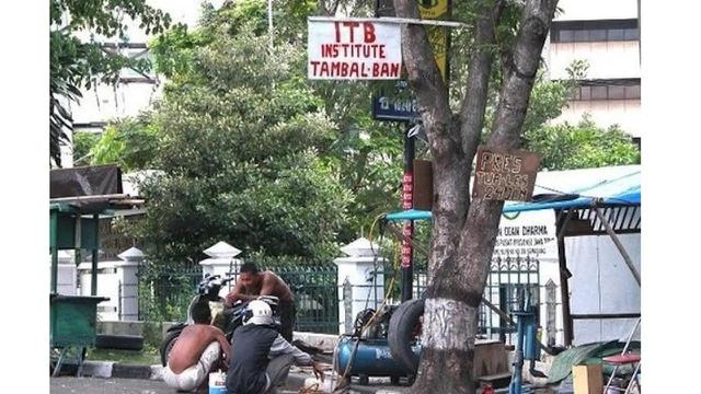Nama usaha tambal ban (Ist)