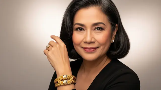 Gelang Emas Tali untuk Wanita Usia 50 Tahun ke Atas