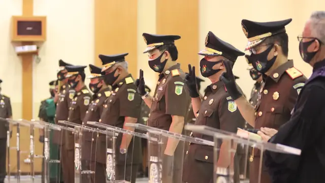 11 pejabat dilantik oleh Jaksa Agung ST Burhanuddin di Kantor Kejaksaan Agung. (Istimewa)
