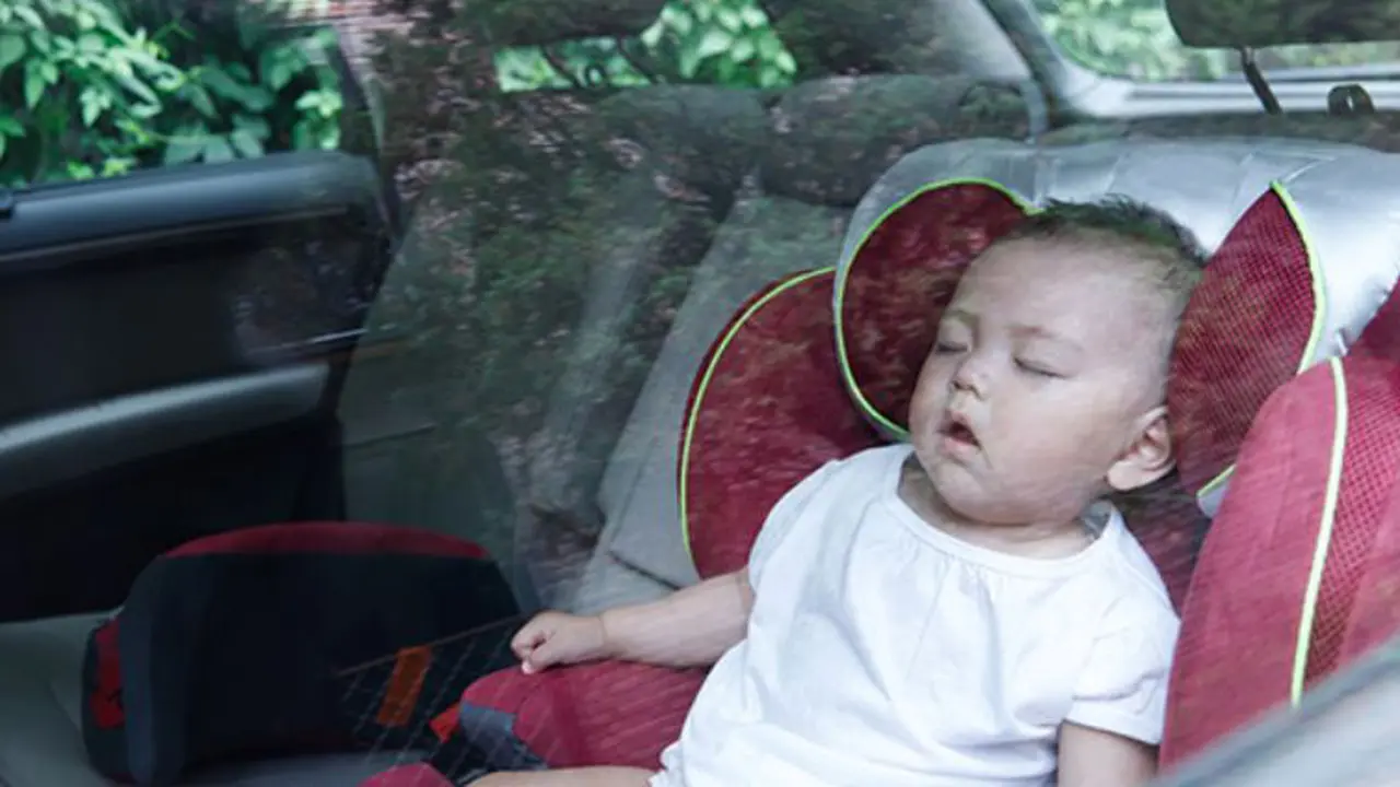 Bayi 13 Bulan Meninggal Karena Ditinggal di Dalam Mobil