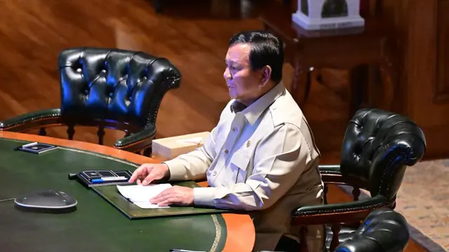 Presiden Prabowo Subianto melakukan pertemuan melalui konferensi video dengan Perdana Menteri (PM) Inggris Keir Starmer pada Sabtu (22/11/2025).