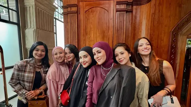 Potret Geng Cendols Kumpul Bareng Meski Formasi Tidak Lengkap (instagram/tya_ariestya).