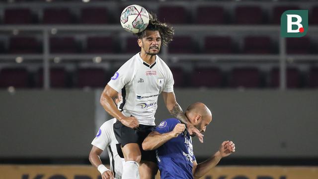 Foto: Belum Terkalahkan, Persib Gusur Bhayangkara FC dari Puncak Klasemen usai Gulung Persipura Jayapura dalam BRI Liga 1