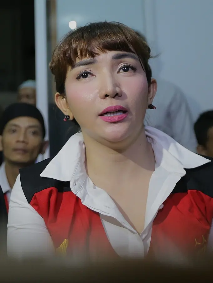 [Bintang] Roro Fitria