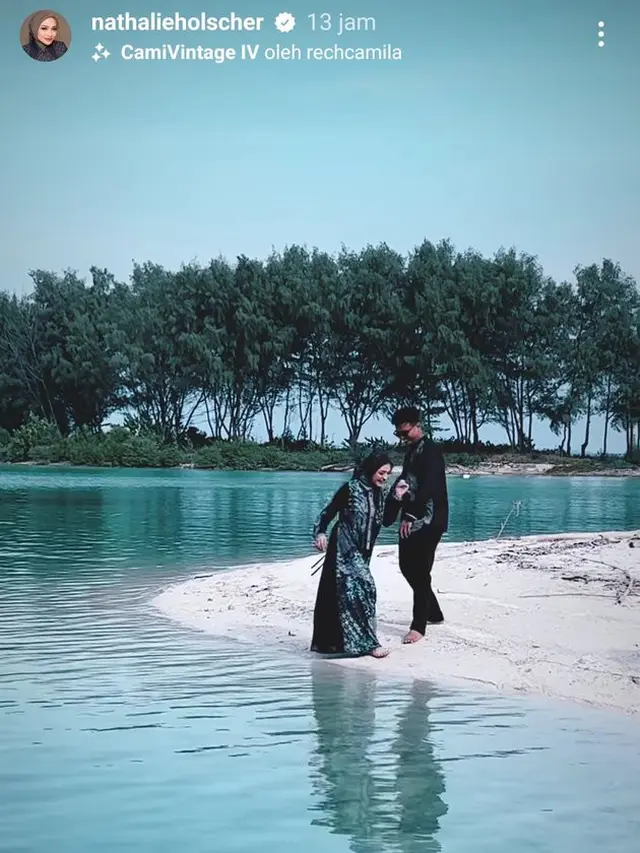 6 Potret Nathalie Holscher dan Frans Faisal Tampil Serasi Pakai Baju Couple