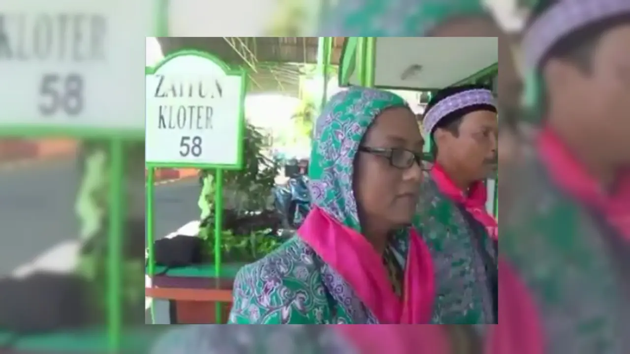 Jeng Wati, waria lumajang naik haji