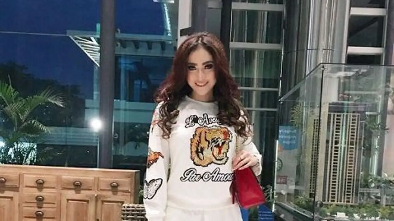 Amel Alvi