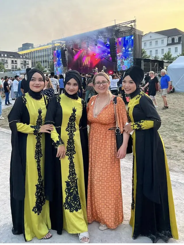 Tampilan Grup Nasida Ria Asal Semarang di Festival Jerman, credit: @nasidariasemarang