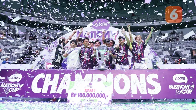 Tim futsal putra SMK Medika Samarinda berhasil menjuarai AXIS Nation Cup 2024