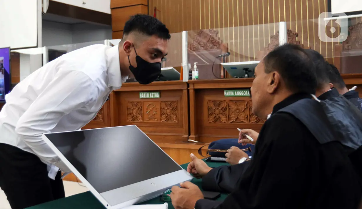 Di sini, Mario Dandy terus mencari keberadaan David. Peran dominan AG dibalik rencana Mario Dandy Satriyo aniaya David Latumahina atau Cristalino David Ozora, terungkap. (Liputan6.com/Herman Zakharia)