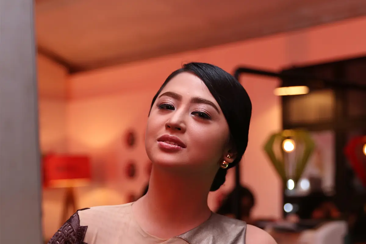 [Bintang] Dewi Perssik