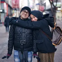 Tidak sedikit artis yang memutuskan mundur dari dunia entertainmen. Salah satunya adalah Avi Basalamah, istri dari presenter dan pemeran Ramzi. Avi lebih fokus sebagai istri dan ibu dari seorang anak. [Instagram/abiramzi76]