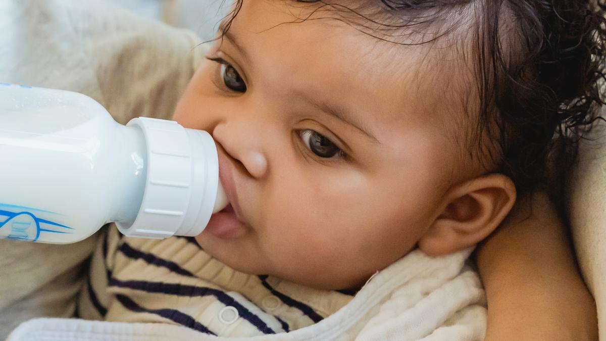 Tanda Bayi Tidak Cocok Susu Formula, Wajib Diketahui Orang Tua untuk Tumbuh Kembang Optimal