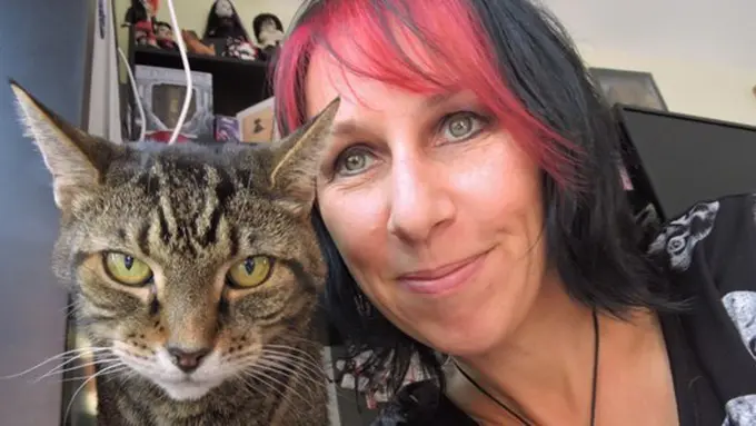 foto: copyright themadcatlady.com