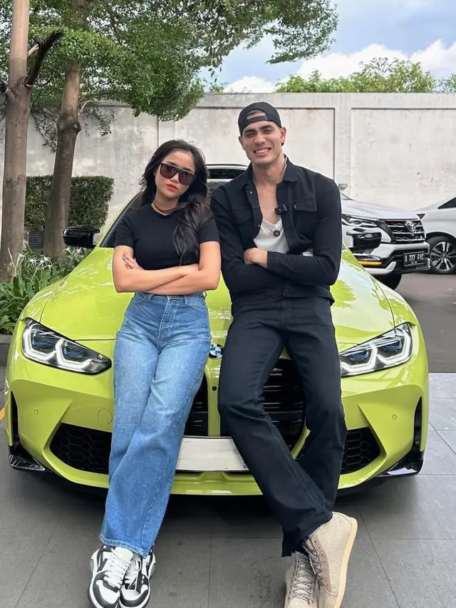 Fuji Perdana Pamer Foto Bareng Aisar Khaled, Komentar Fadly Faisal Auto Jadi Sorotan (credit: https://www.instagram.com/aisar_khaledd/).
