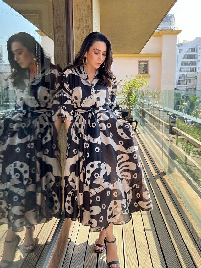 Gaya bintang Bollywood rayakan Diwali 2022 (Foto: Instagram @therealkarismakapoor)