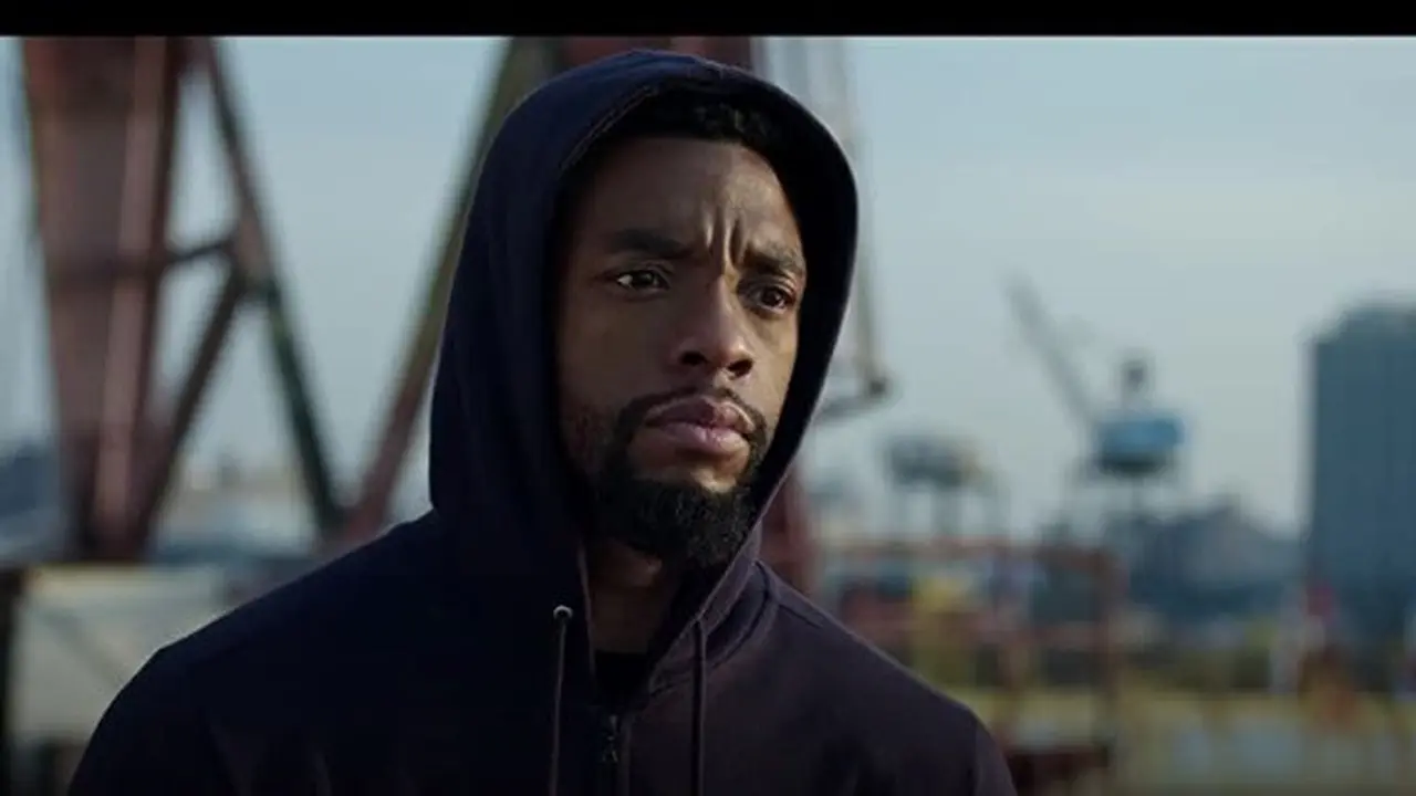 21 Bridges tayang di Bioskop Trans TV hari ini (Foto: STX Films via imdb.com)