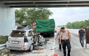Kecelakaan Maut di Tol Lampung, Sekeluarga Tewas Usai Avanza Sundul Truk Fuso