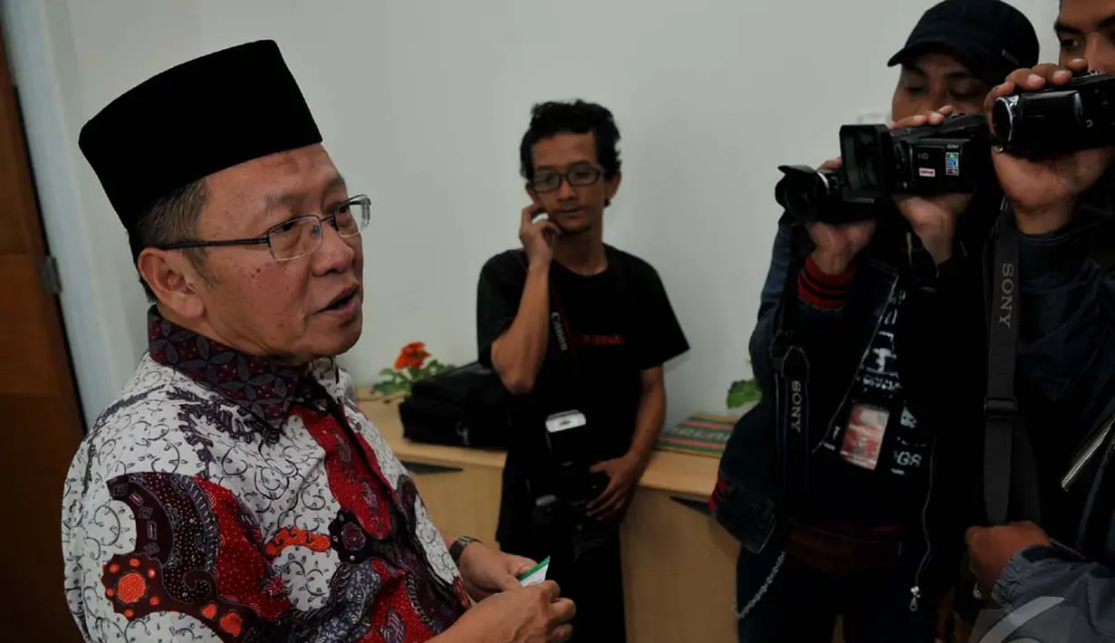 Sidang membahas islah di antara dua kubu yang bertikai yakni kubu Emron dan kubu SDA, diterangkan Chozin Chumaidy terpaksa diundur lantaran beberapa anggota Mahkamah Partai ada yang berhalangan hadir, Jakpus, Selasa (23/9/2014) (Liputan6.com/Johan Tallo)