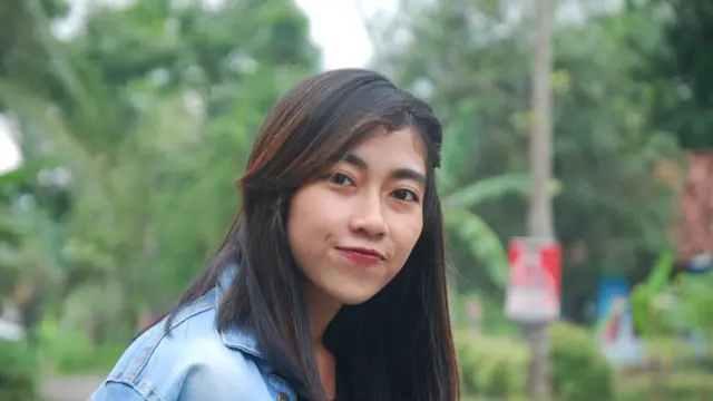 karier atau rumah tangga