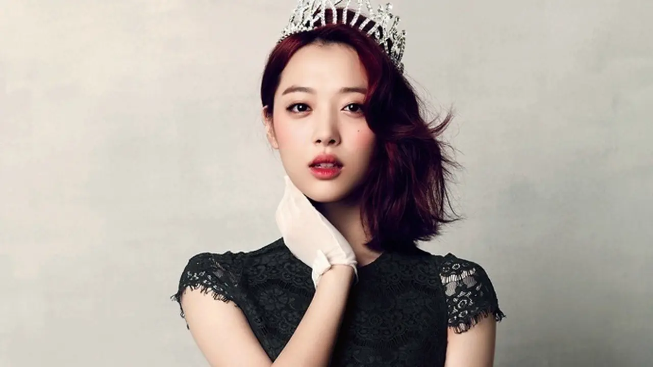 Sulli f(x) Ternyata Sosok Gadis yang Tak Menarik