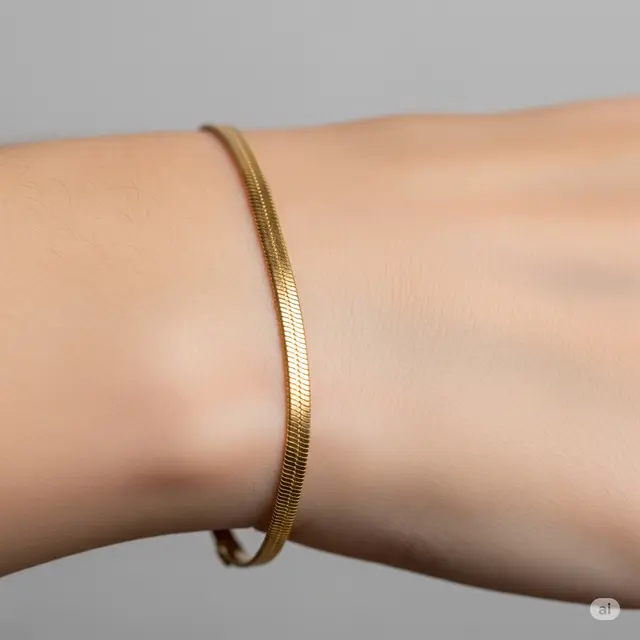 12 Model Gelang untuk Tangan Kecil yang Elegan dan Proporsional