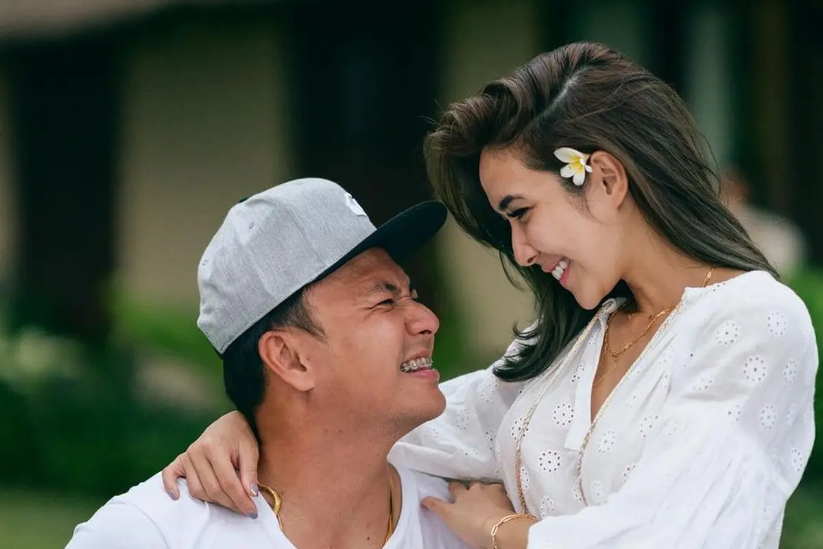 Gisel dan Wijin. (Foto: Instagram @jaysforreal)