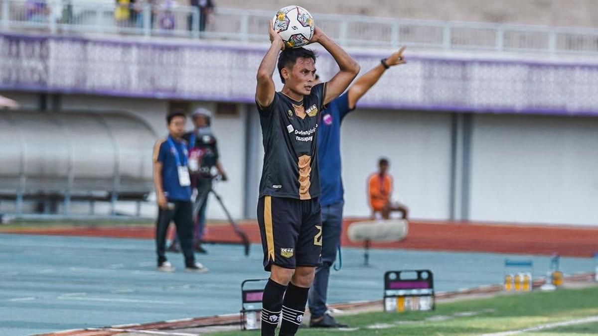 Cerita Jebolan Persib, Dias Angga Putra: Gabung Persisam karena Ajakan El Loco dan Dicap sebagai Pengkhianat