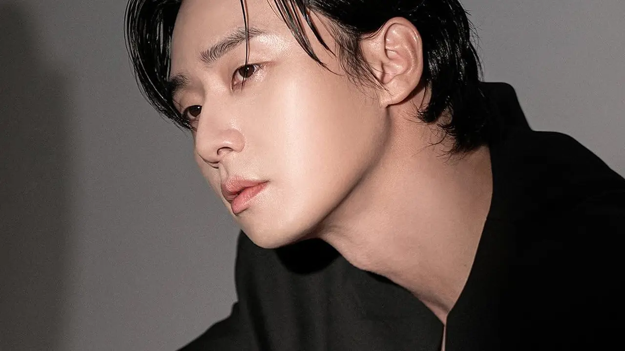 Park Seo Joon. (Awesome Entertainment, Instagram/ awesome_ent_official)