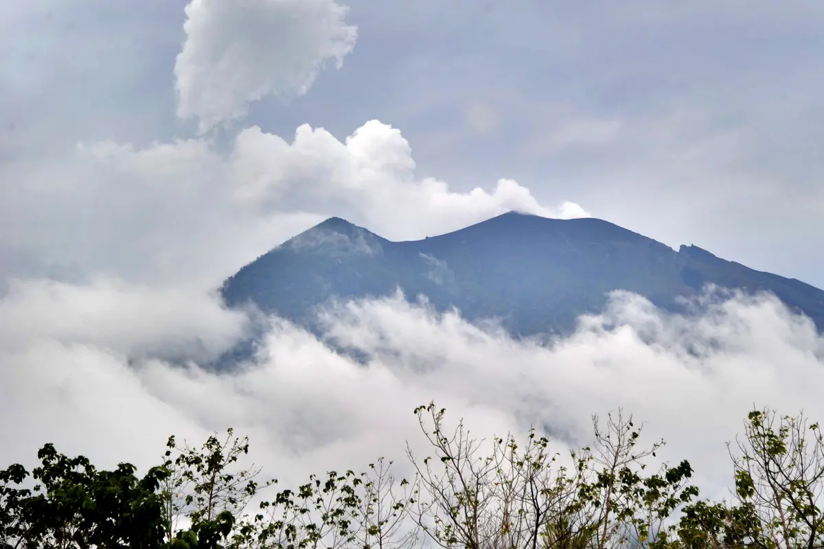 Kondisi Terbaru Gunung Agung