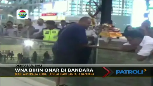 Seorang wisatawan asing asal Australia berbuat onar di Bandara Internasional Ngurah Rai Bali.