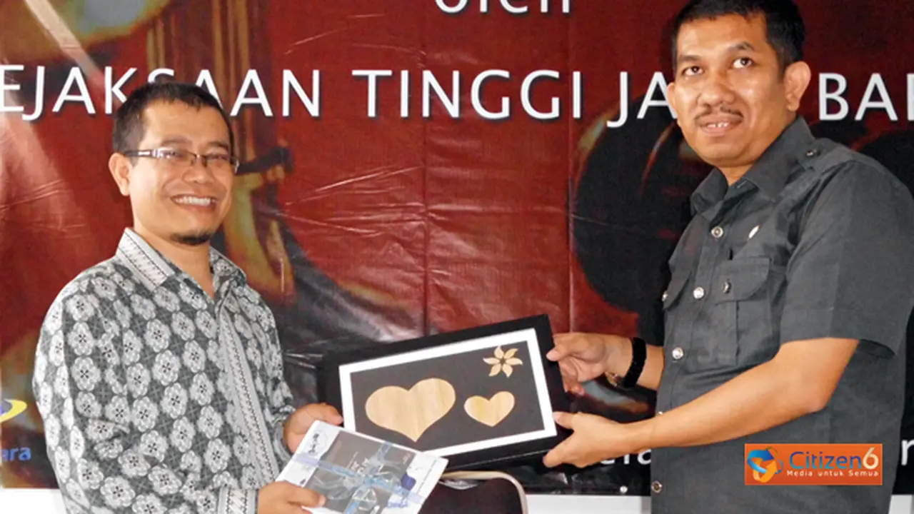 SMP Juara Bandung Launching Warung Kejujuran