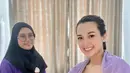 Di kehamilan ketiga ini, Sylvia Fully benar-benar memanjakan kebutuhan tubuhnya. Tak heran jika bumil yang satu ini makin terpancar auranya. Baby bump-nya yang terlihat makin besar juga mencuri perhatian. Senyum kebahagiaan pun merekah saat menanti buah hatinya lahir ke dunia. (Liputan6.com/IG/@sylvia_fully88)