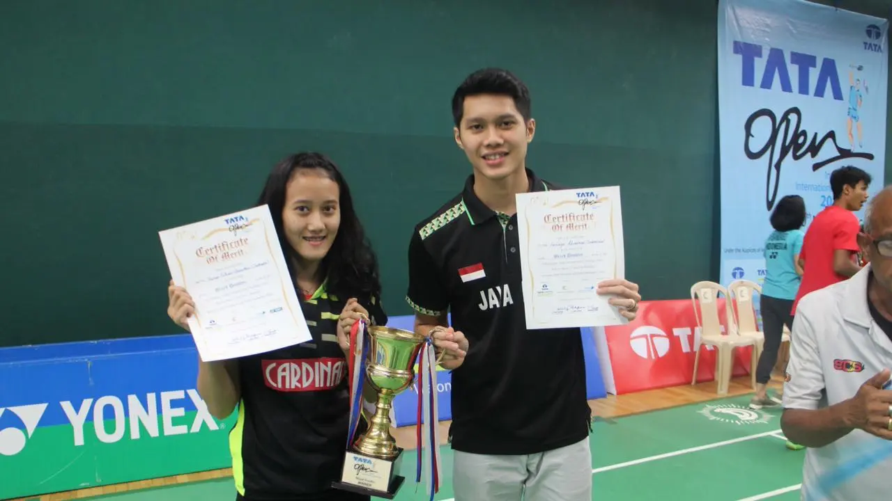 Fachria Abimanyu/Bunga Fitriani Romadhini melaju ke babak kedua Indonesia Open 2017. 