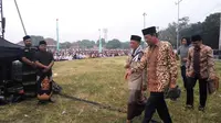 Sultan HB X mengikuti salat Idul Fitri 1440 H di Alun-Alun Utara Yogyakarta (Liputan6.com /Switzy Sabandar)