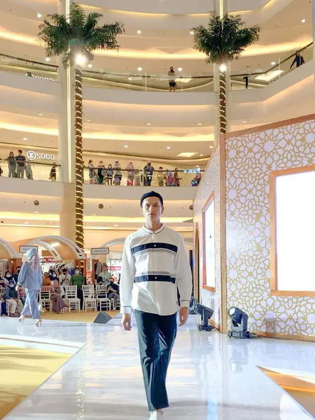 7 Inspirasi Baju Lebaran Stylish dari Koleksi Ivan Gunawan di Ramadan Runway Kota Kasablanka